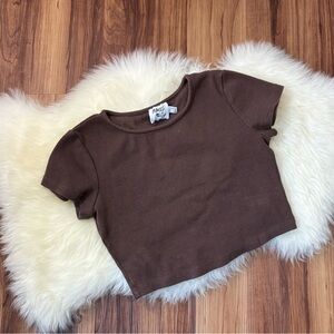 Princess Polly Brown Cropped Ribbed Baby Tee • Size 6
